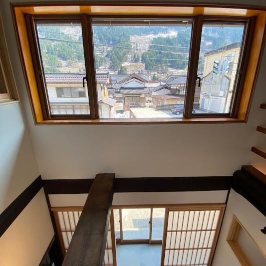 Gokayama Base Hotel Nanto Екстериор снимка