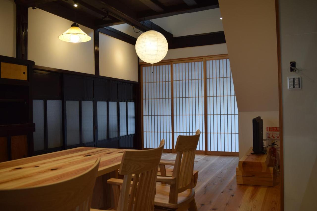 Gokayama Base Hotel Nanto Екстериор снимка